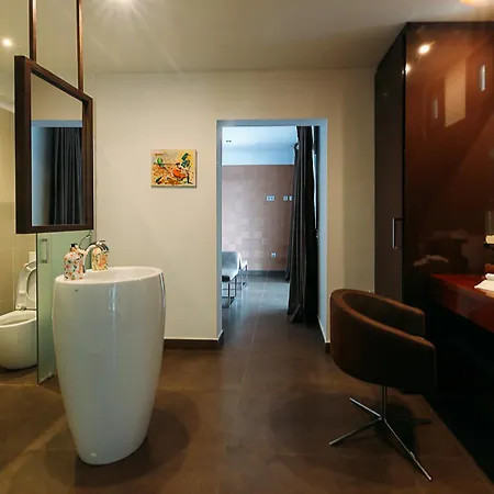 Hc Luxury Celavella Villa