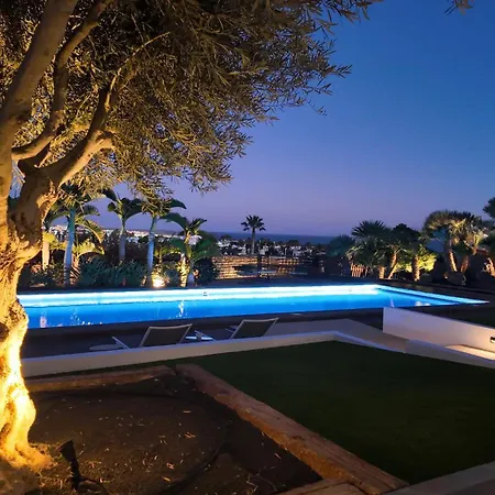 Hc Luxury Celavella * Playa Blanca (Lanzarote)