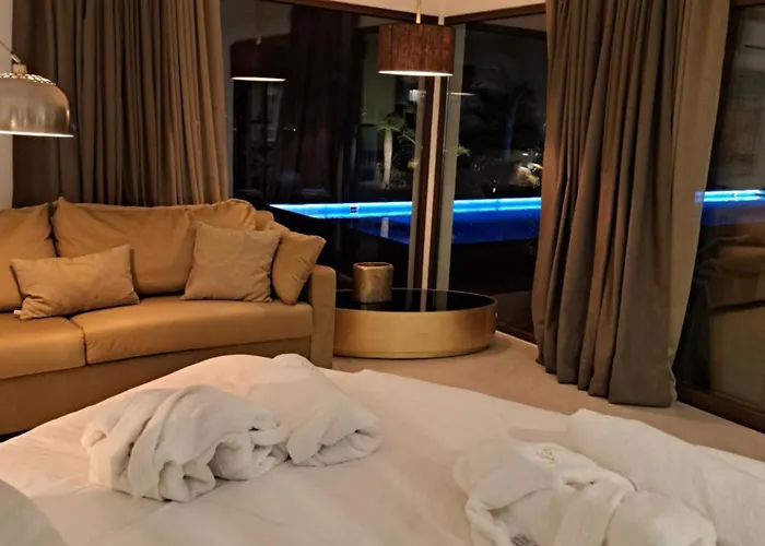 Hc Luxury Celavella Вилла *