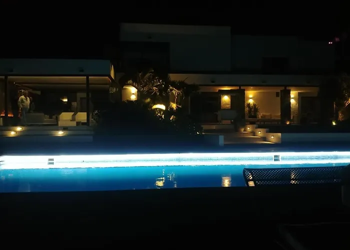 Hc Luxury Celavella Villa