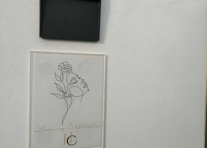 Hc Luxury Celavella Villa *