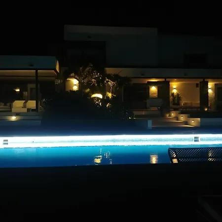 Hc Luxury Celavella Вилла